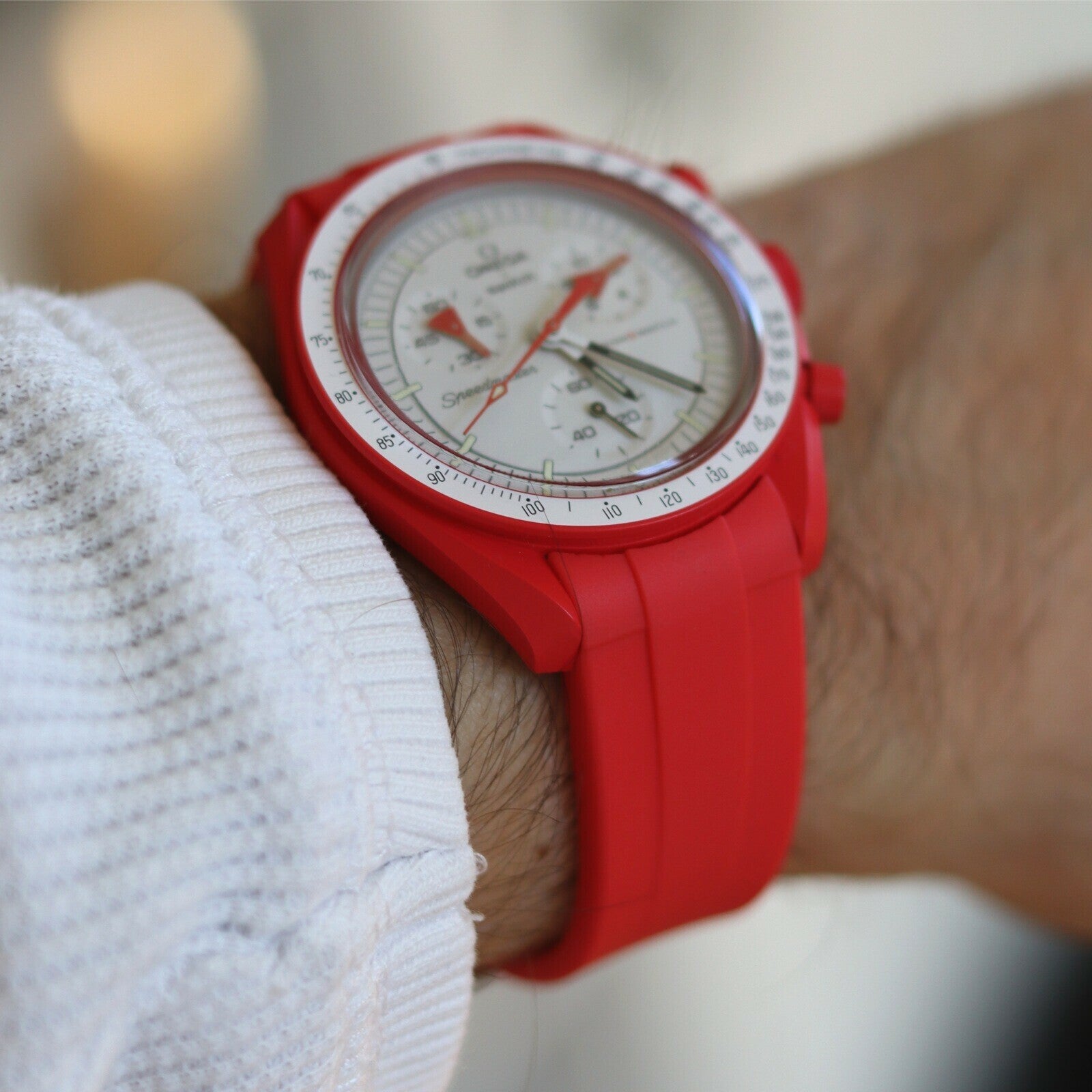 Curved Rubber Strap Rød